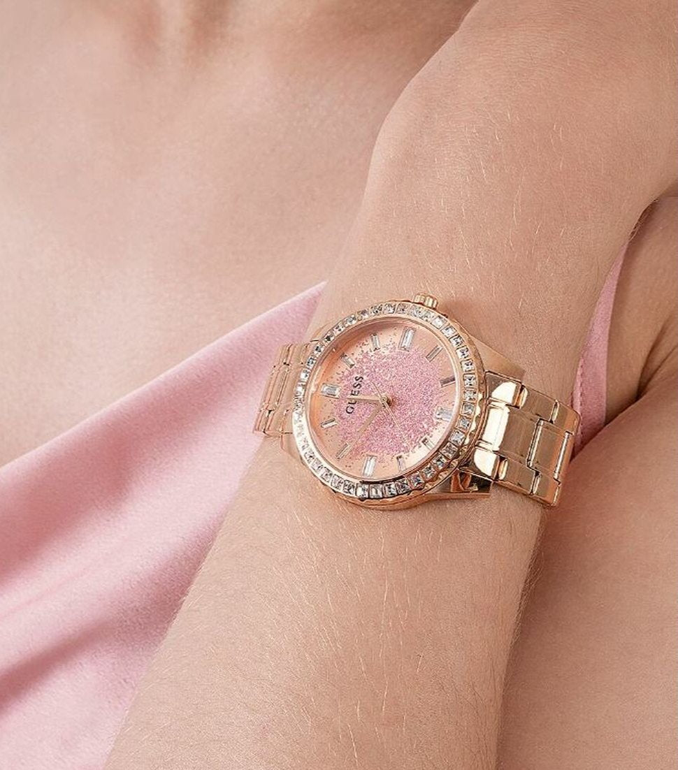 Image de Montre Guess GLITTER BURST (Ø 38 mm), disponible chez Rue des Bijoux, parfaite pour un look élégant et sophistiqué.