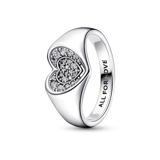 Image de Bague Femme Pandora RADIANT HEART PAVE SIGNET - RING - SIZE 52, un produit de qualité par Rue des Bijoux