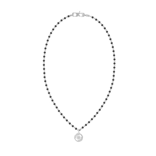 Image de Collier Femme Guess JUMN03036JWSTBKT-U, disponible chez Rue des Bijoux, parfaite pour un look élégant et sophistiqué.